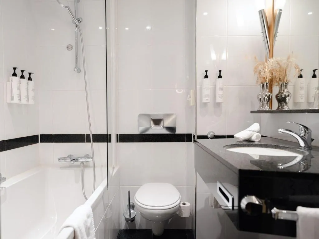 Room, Swissotel Amsterdam, Amsterdam