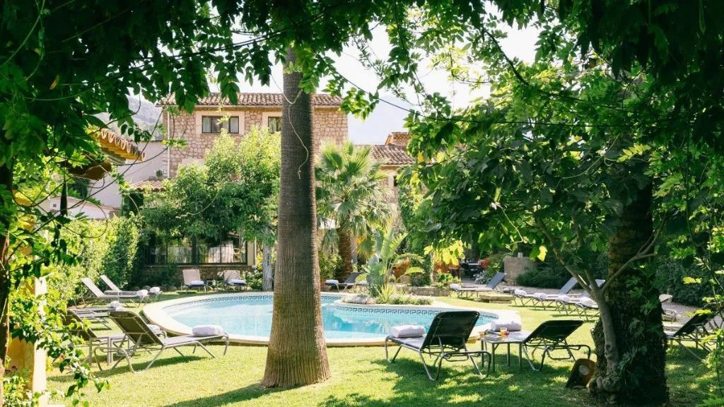 Pool, Finca Can Quatre, Majorca