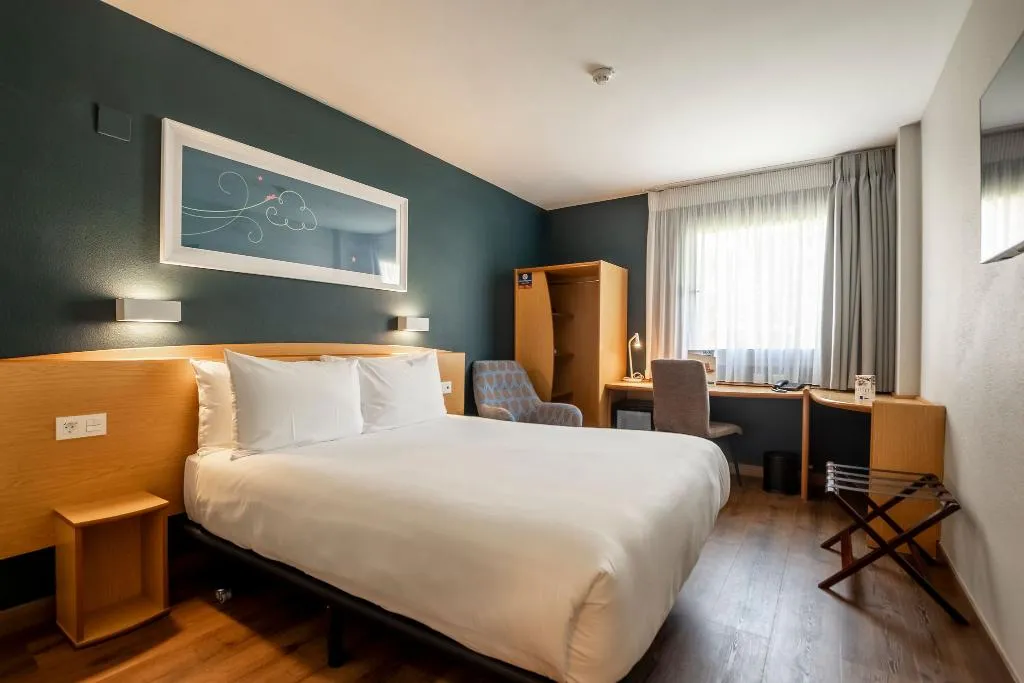 Room, Travelodge Alicante Puerto, Costa Blanca