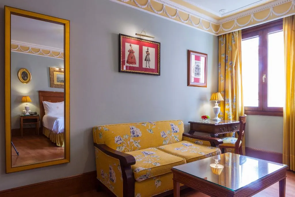 DOUBLE SINGLE USE DELUXE Room, Inglaterra, Seville