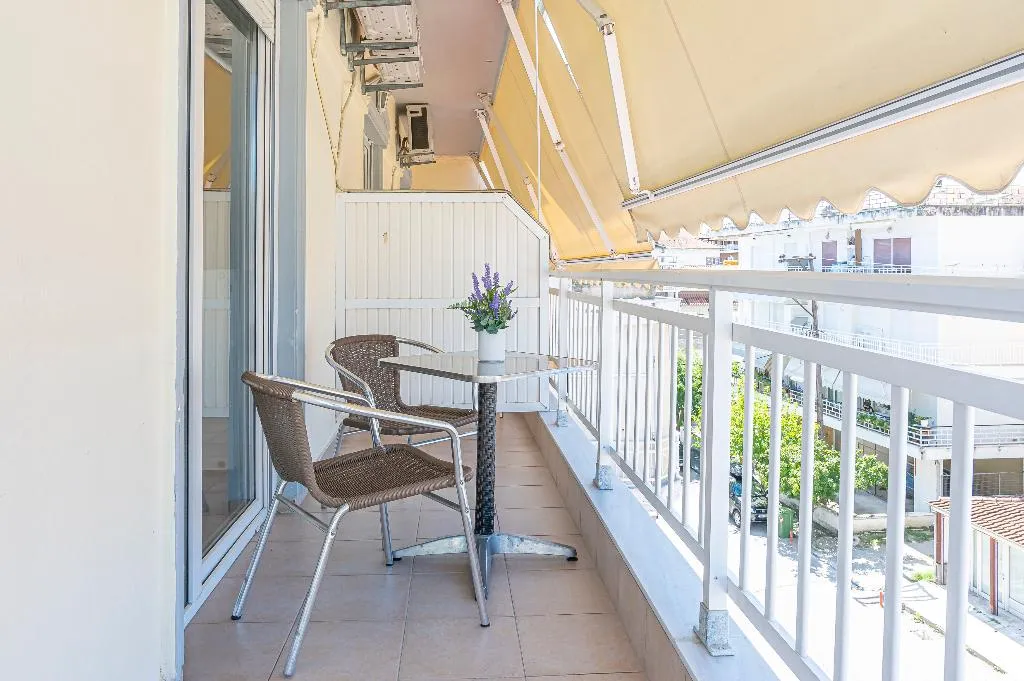 TWIN WITH BALCONY Room, Lucia Hotel Paralia, Thessaloniki