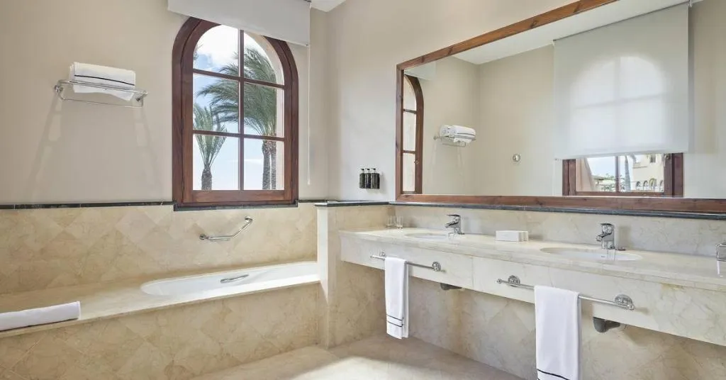 SUITE STANDARD Room, Melia Villaitana, Costa Blanca