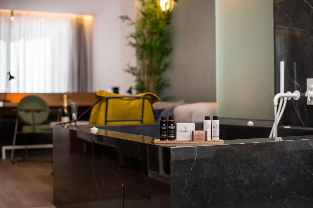 Room, Dyo Suites, Crete