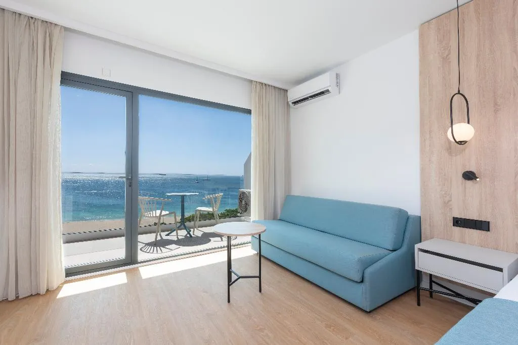 FAMILY ROOM SEA VIEW Room, Palia Tropico, Majorca
