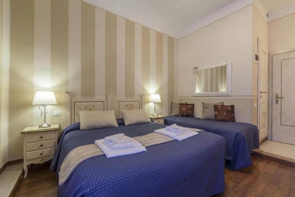 Room, Soggiorno Pezzati Daniela, Florence