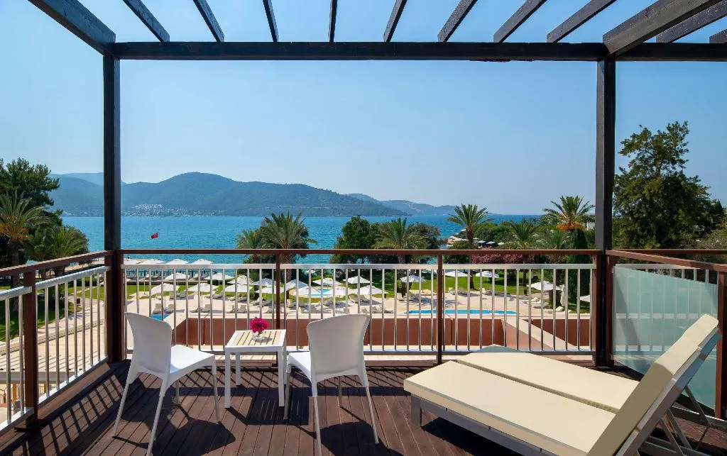 FAMILY ROOM DELUXE WITH VIEWS Room, DoubleTree By Hilton Bodrum Isıl Club Resort, Bodrum