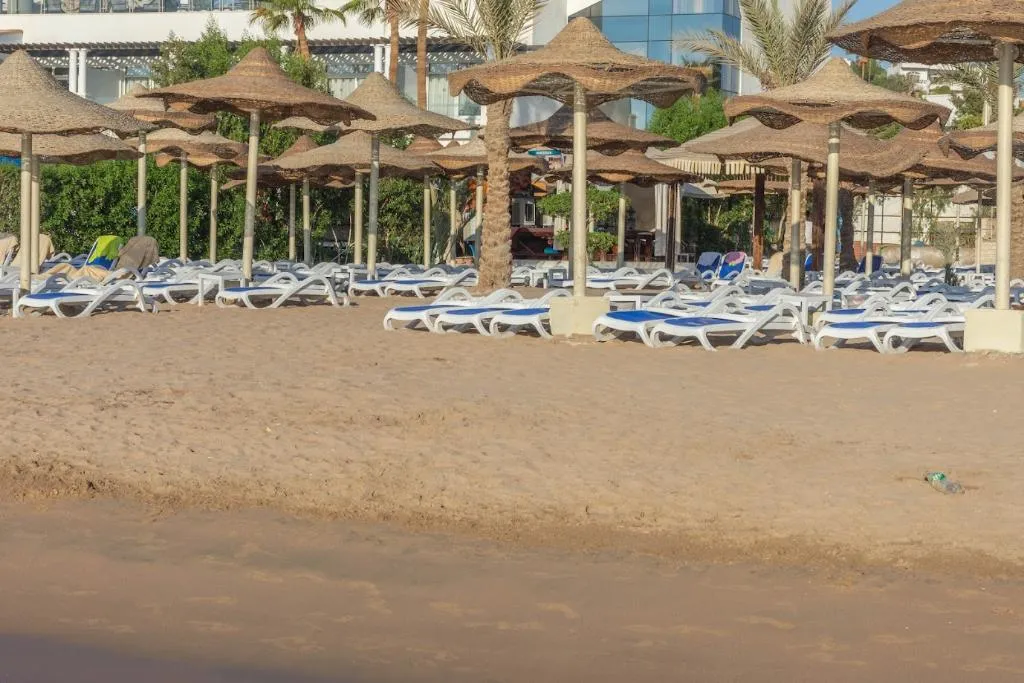 Beach, Cataract Layalina Hotel, Red Sea Riviera