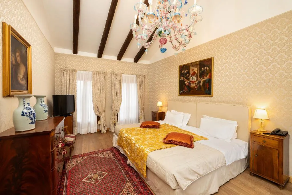 Double or Twin DELUXE Room, Relais Alberti, Venice