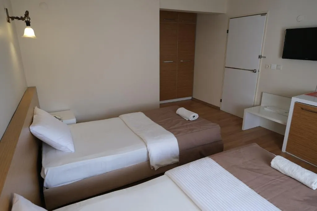 TRIPLE STANDARD Room, Ustun Otel Alsancak, Izmir