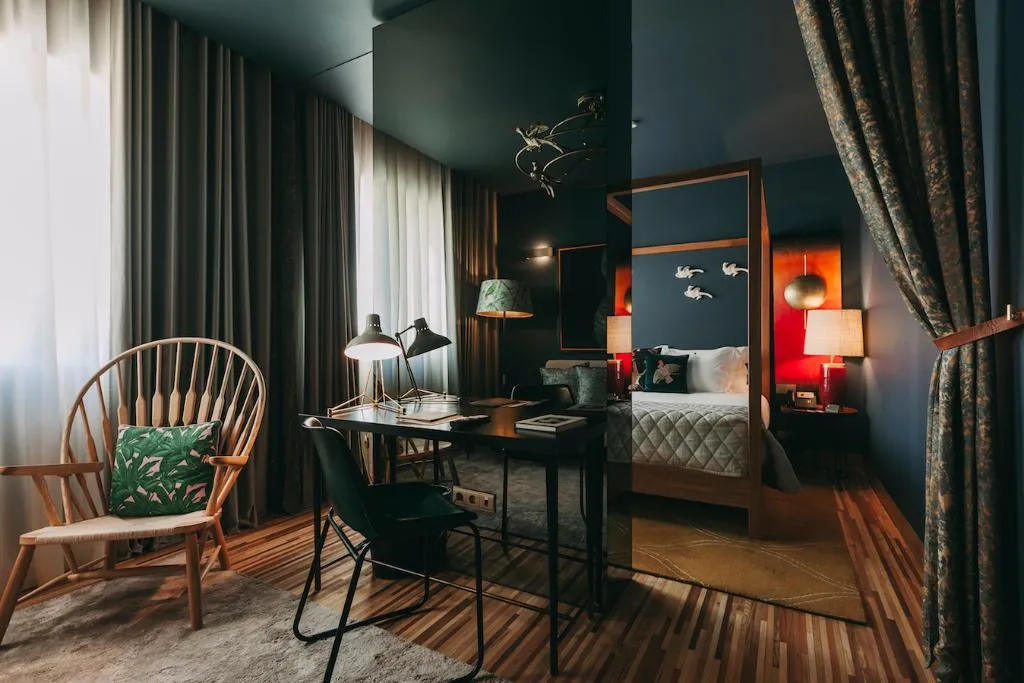 SUITE CLASSIC Room, Torel Avantgarde, Porto