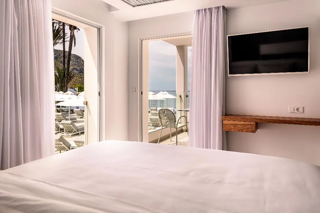 JUNIOR SUITE WITH JACUZZI Room, Kantouni Beach Boutique Hotel, Crete