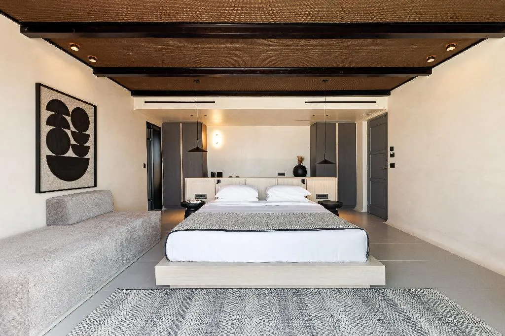 SUITE DELUXE SEA VIEW Room, Maximus Mykonos, Mykonos