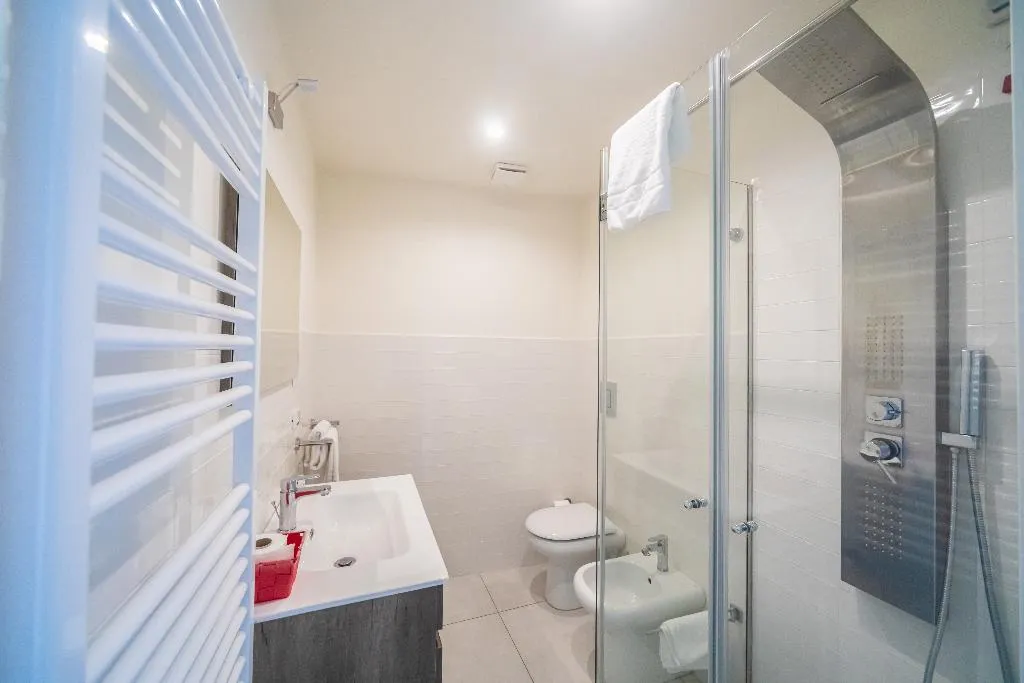 DOUBLE SUPERIOR WITH BALCONY Room, Happyrooms, Naples