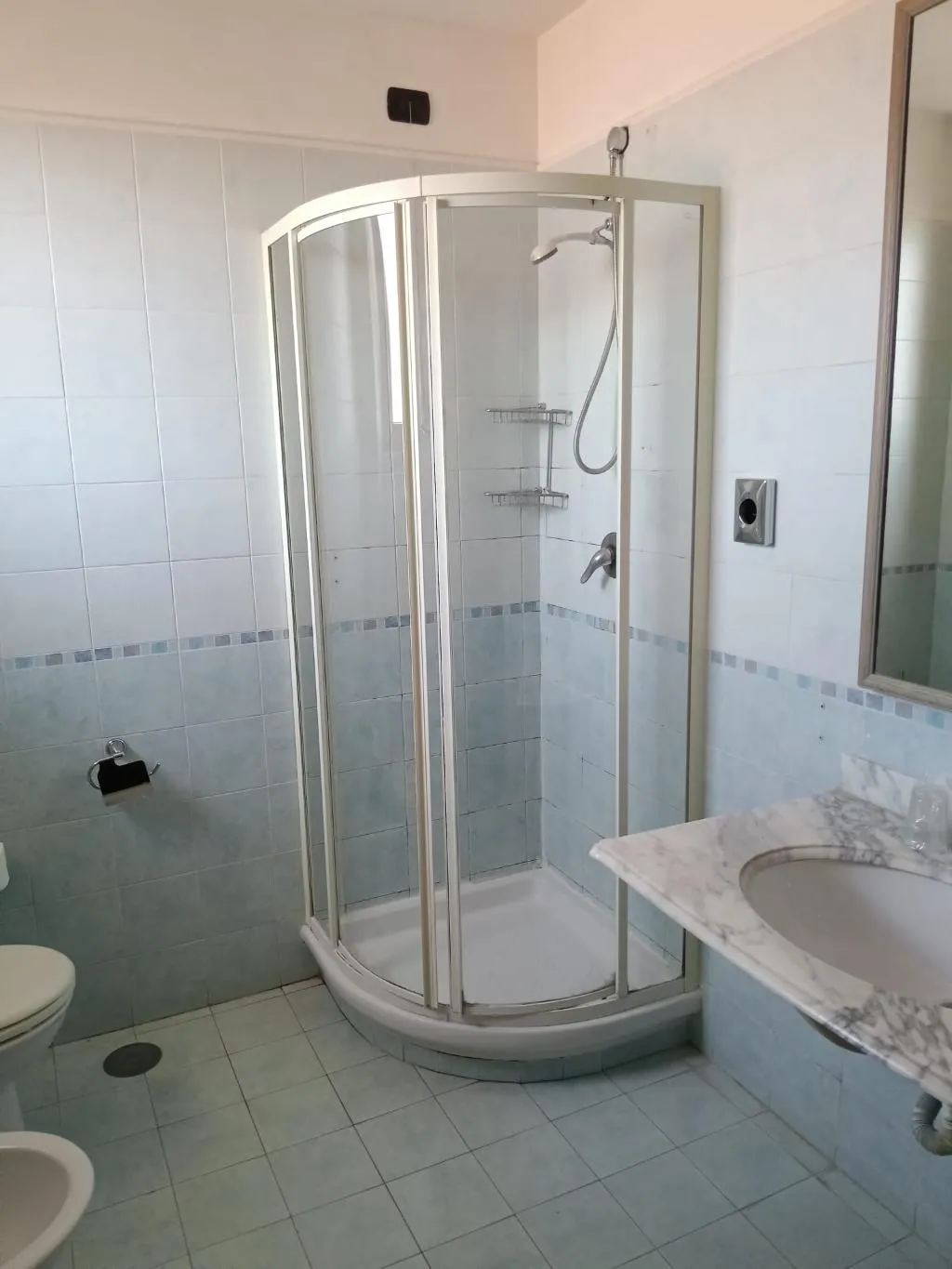 TRIPLE ONE BED Room, La Fayette, Naples