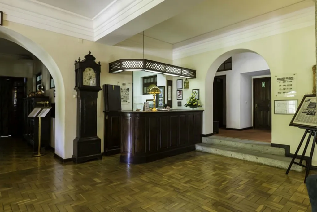 Lobby, Urgeiriça, Porto