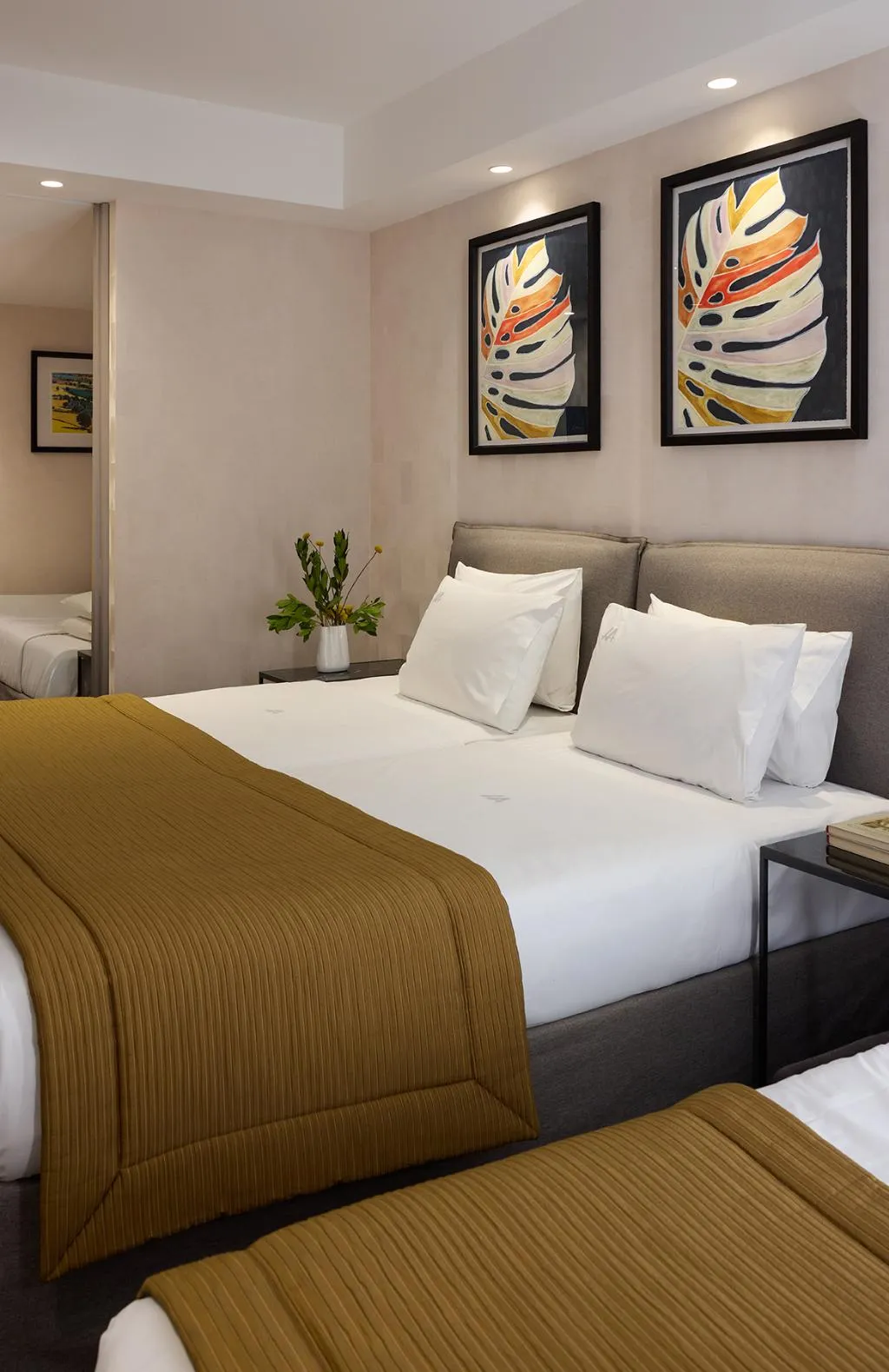 FAMILY ROOM STANDARD Room, Astor Hotel Athens, Athens