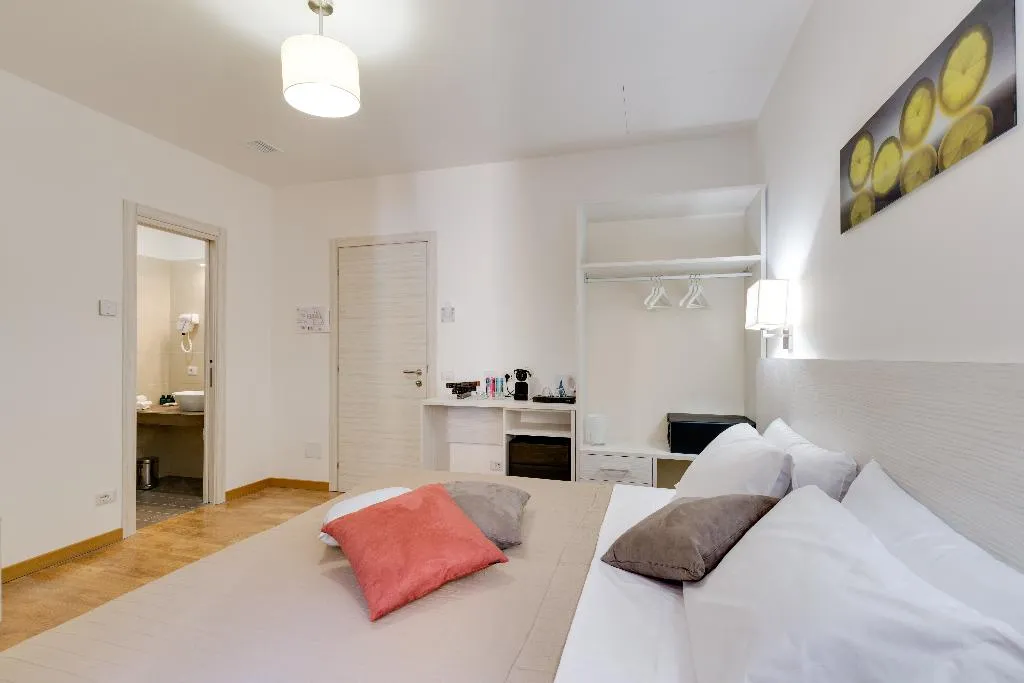 Double or Twin DELUXE Room, Dolce Luxury Rooms, Rome