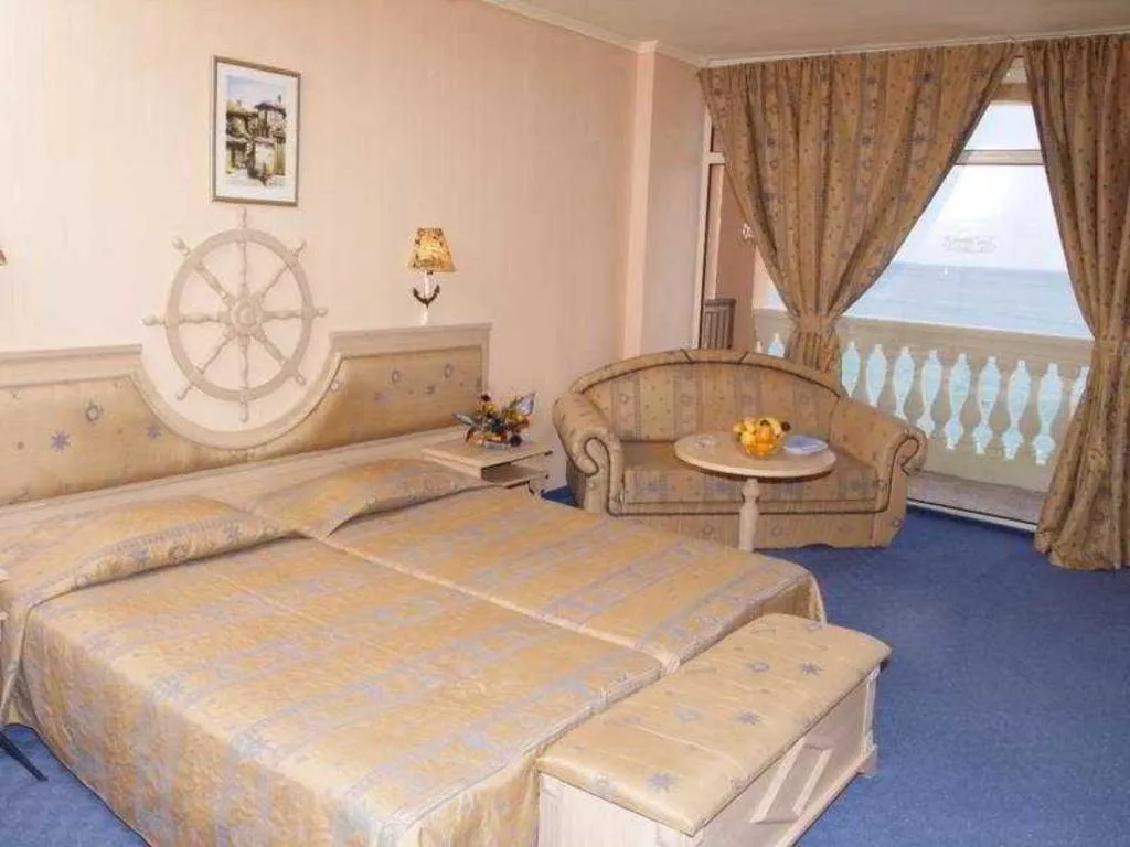 Room, Royal Park, Bourgas