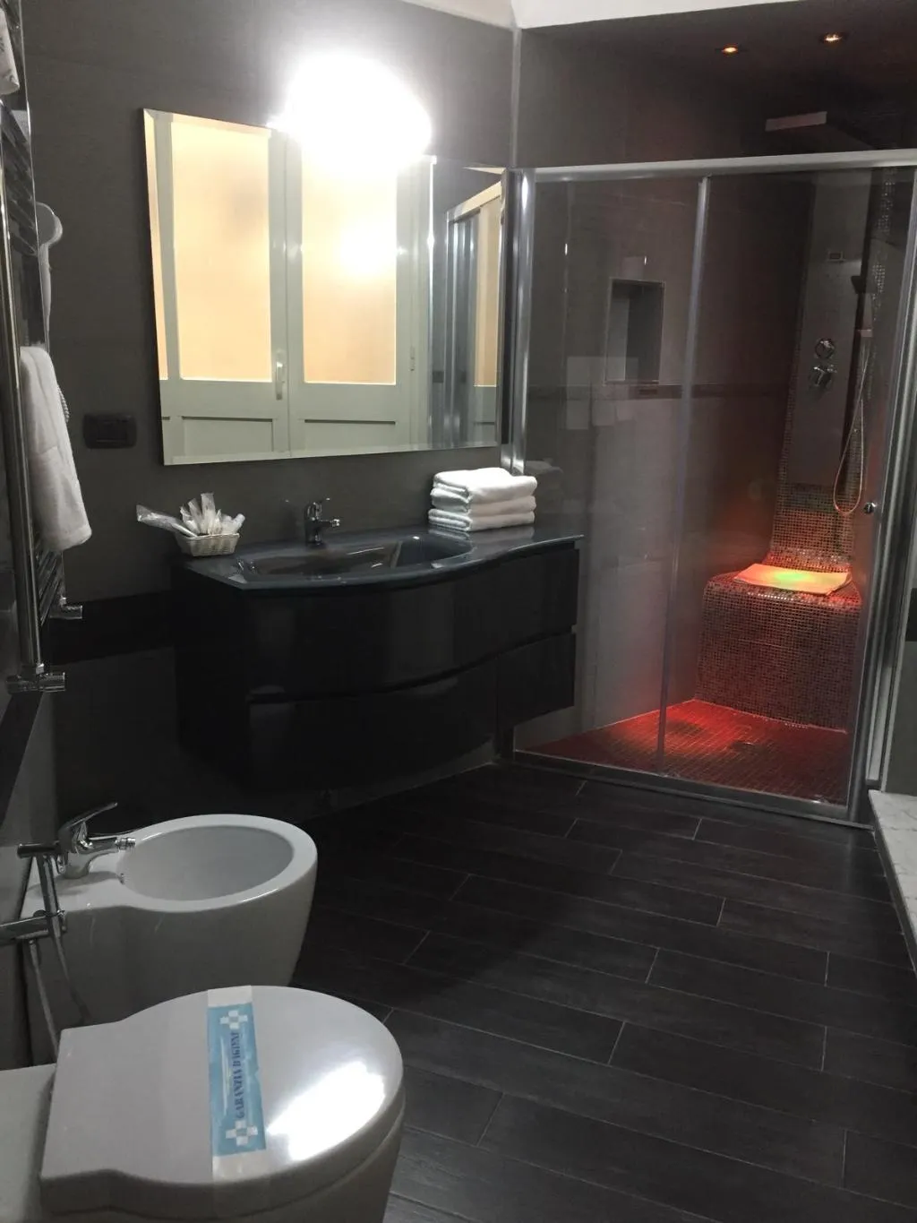 QUADRUPLE STANDARD Room, MB95 - Mezzocannone Luxurious Bed&Breakfast, Naples