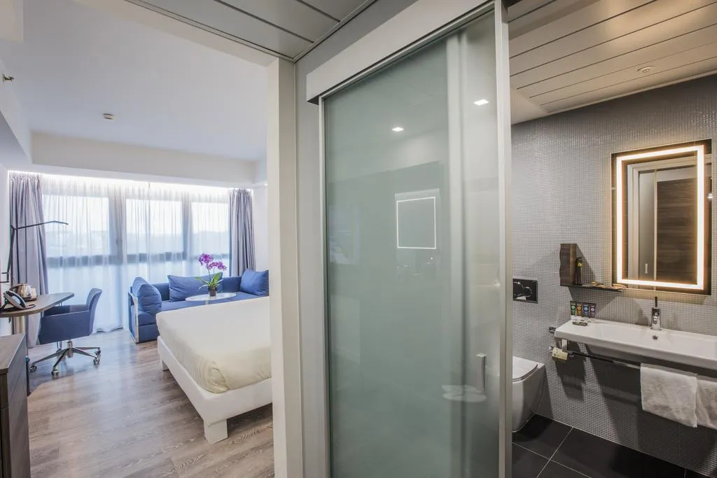 DOUBLE DELUXE Room, Novotel Roma Eur, Rome