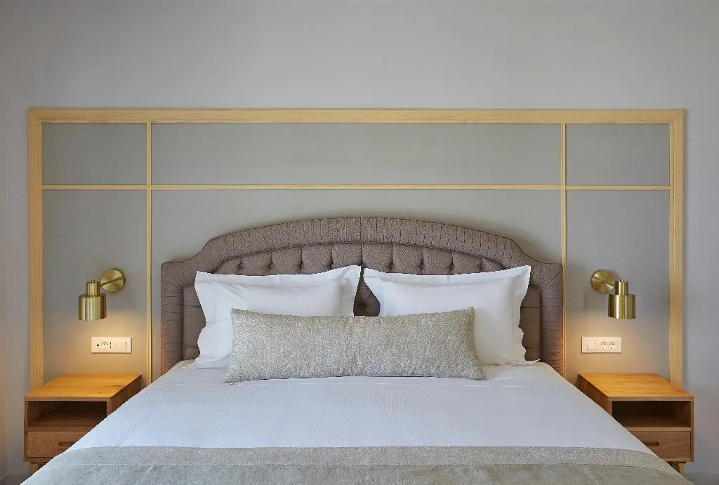 SUITE WITH PRIVATE POOL Room, De Sol Hotel & Spa, Santorini