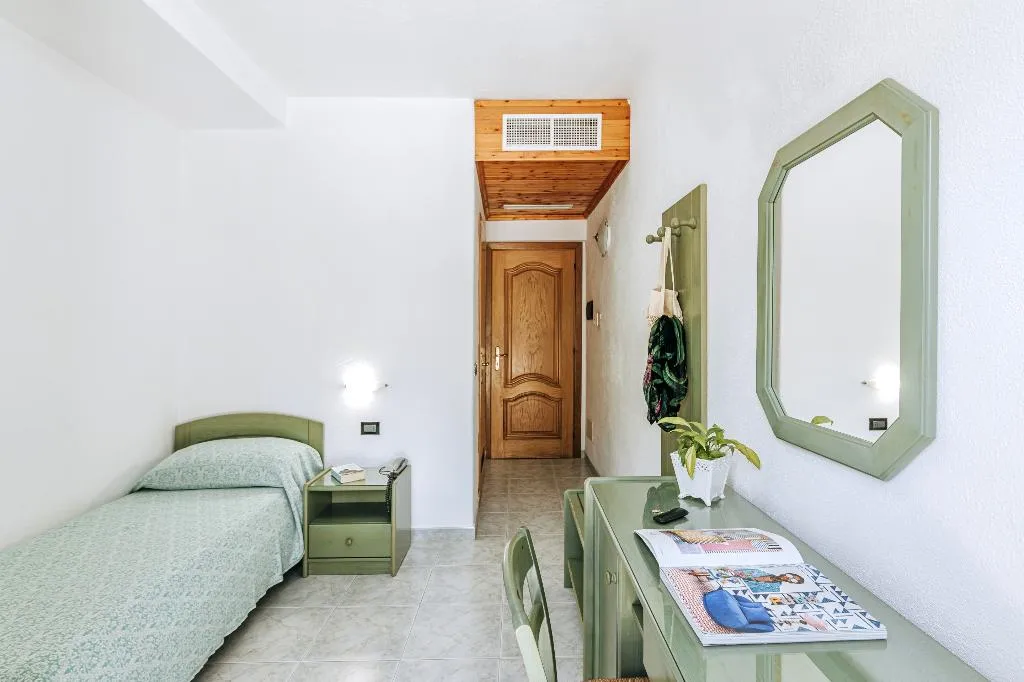 SINGLE STANDARD Room, Galidon Wellness Park & SPA, Naples