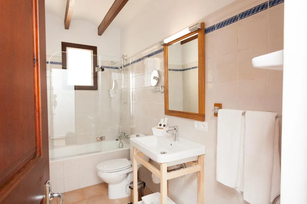 SINGLE STANDARD Room, El Guia, Majorca