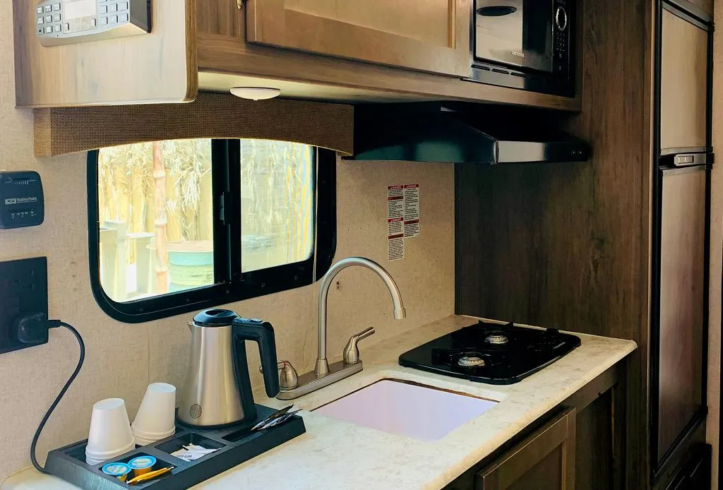 SUITE STANDARD Room, Caravana Beach Resort, Dubai