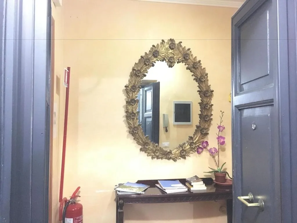 Lobby, Best Location In Rome, Naples
