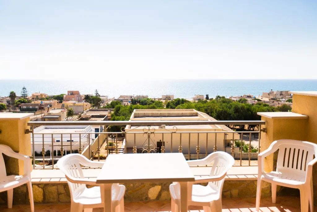 APARTMENT CAPACITY 2 Room, Triscinamare Hotel Residence, Palermo