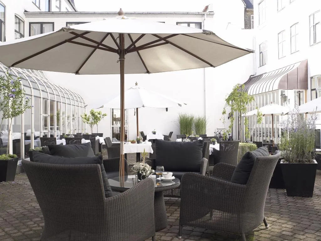 Terrace, Kong Arthur, Copenhagen