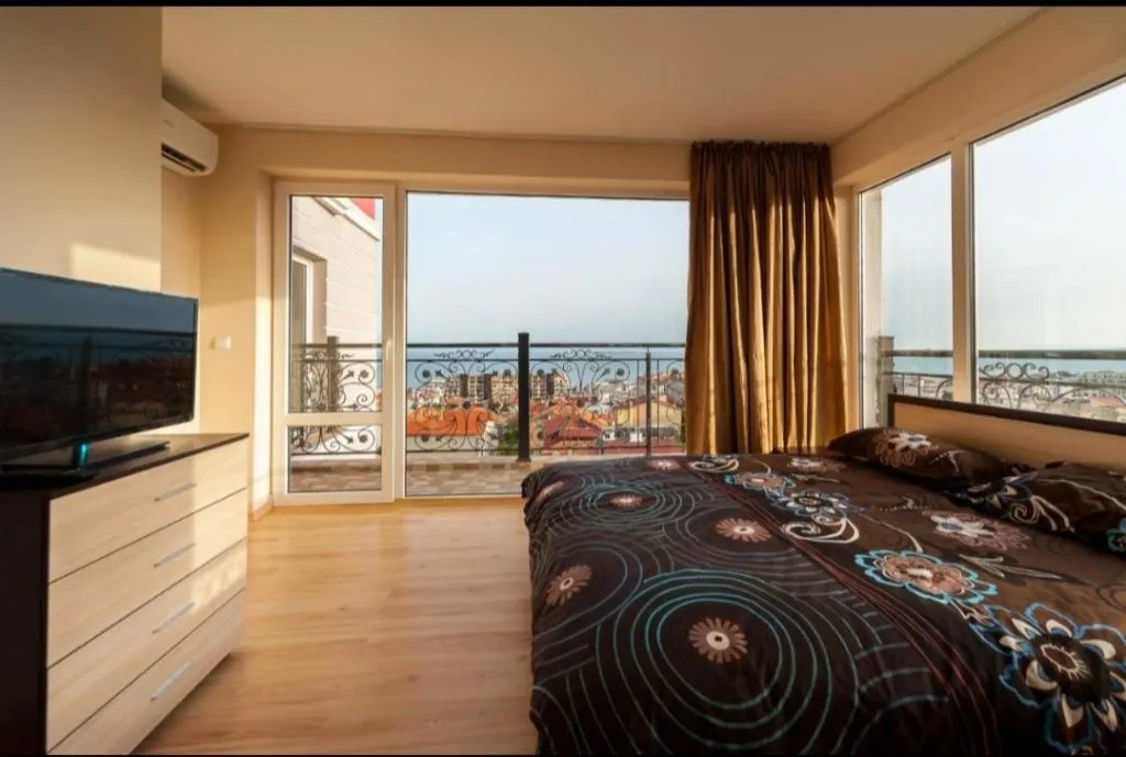 APARTMENT DELUXE SEA VIEW Room, Roel Residence Apartments, Bourgas