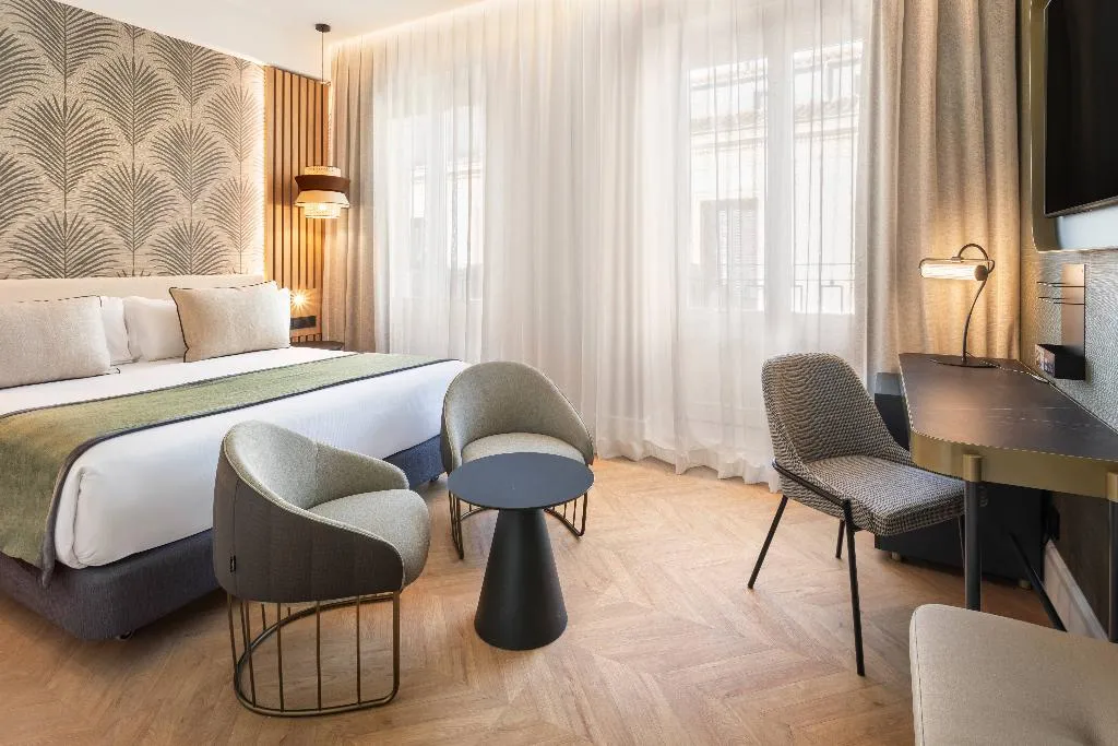 DOUBLE SINGLE USE DELUXE PREMIUM Room, Catalonia Atocha, Madrid