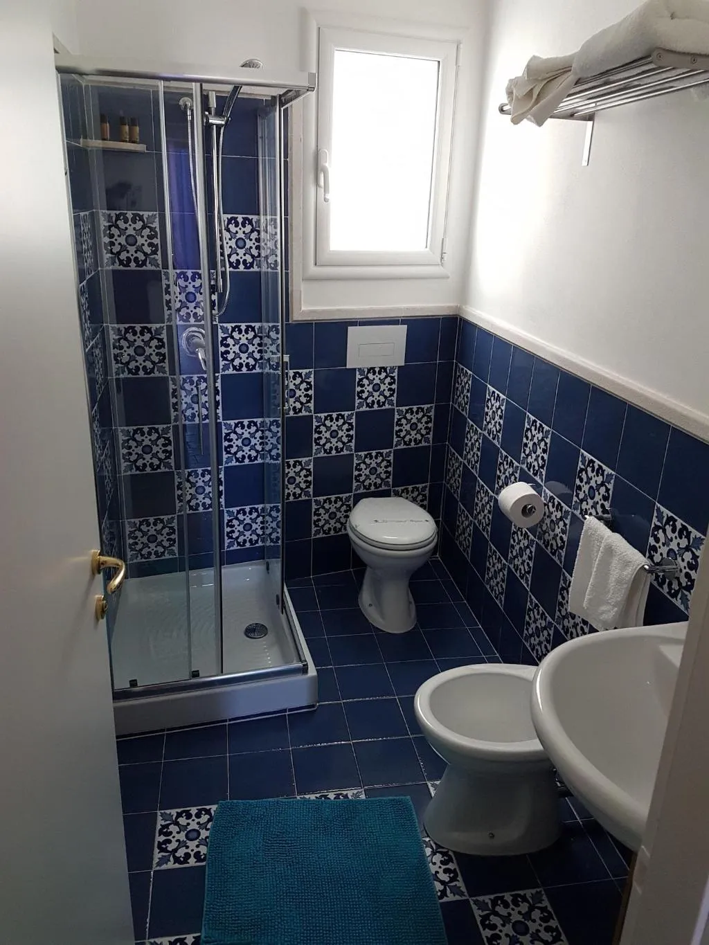 Room, Cortile Sant'Agostino, Palermo
