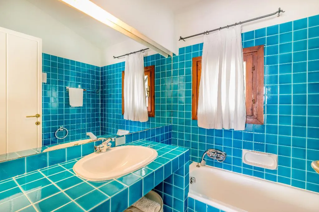 APARTMENT CAPACITY 4 Room, Residence Pineta Uno, Olbia