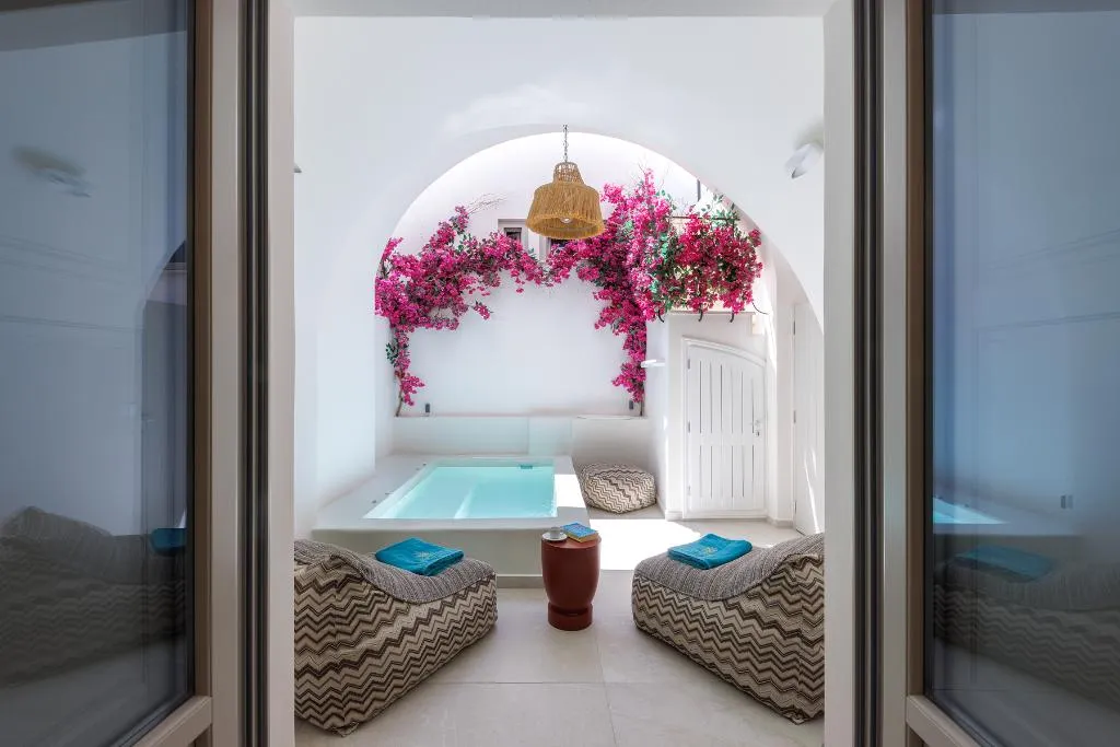 SUITE PREMIER Room, La Madeleine Oia, Santorini