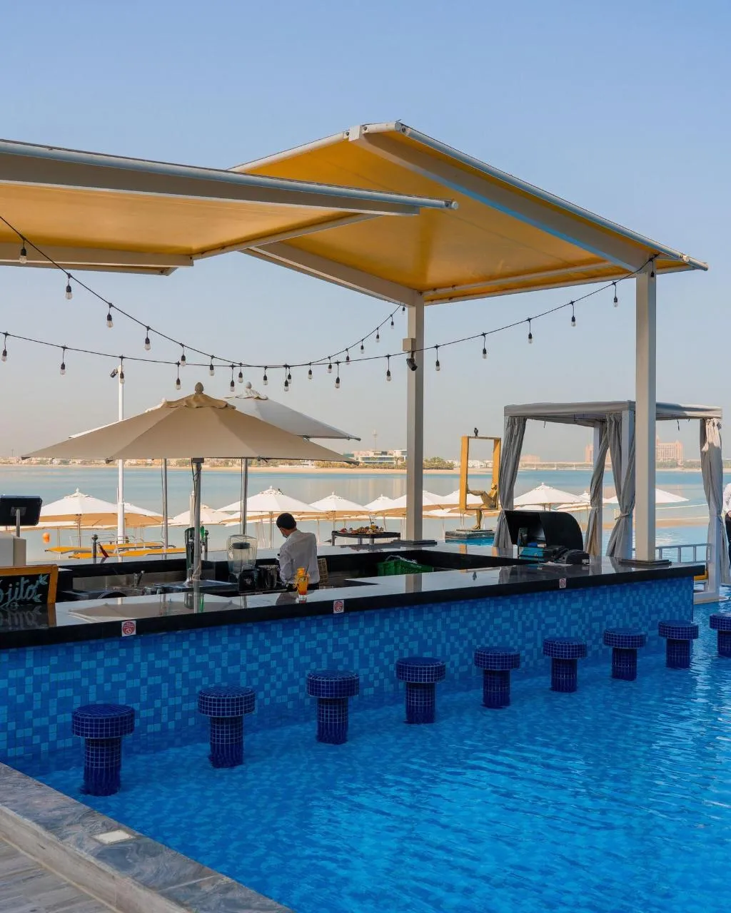 Bar, C Central Resort The Palm Dubai, Dubai