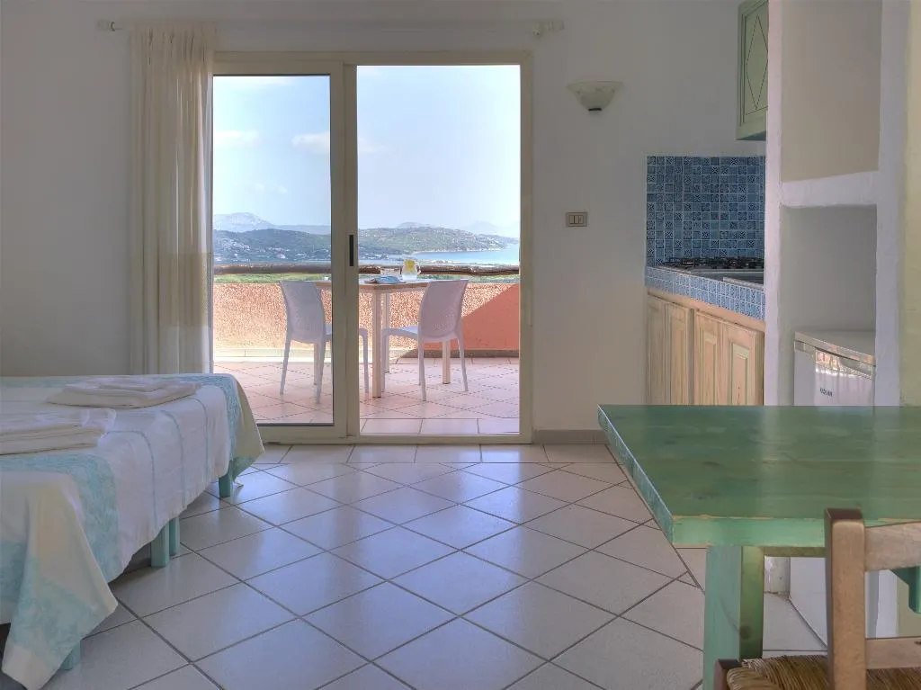 STUDIO SEA VIEW CAPACITY 2 Room, Lu Nibareddu Residence Hotel, Olbia