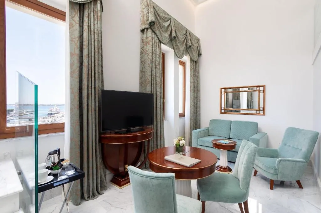 Room, Ortea Palace Luxury Hotel, Catania
