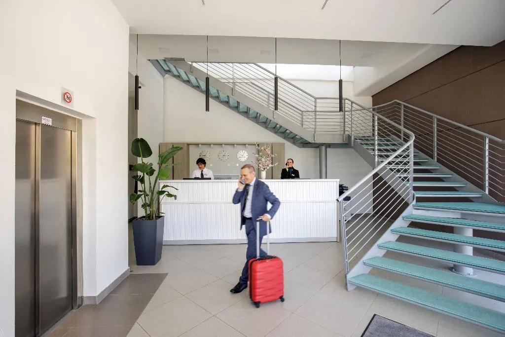 Lobby, Simon Hotel Aprilia, Rome