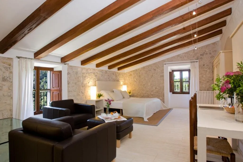 Room, Monnaber Vell, Majorca