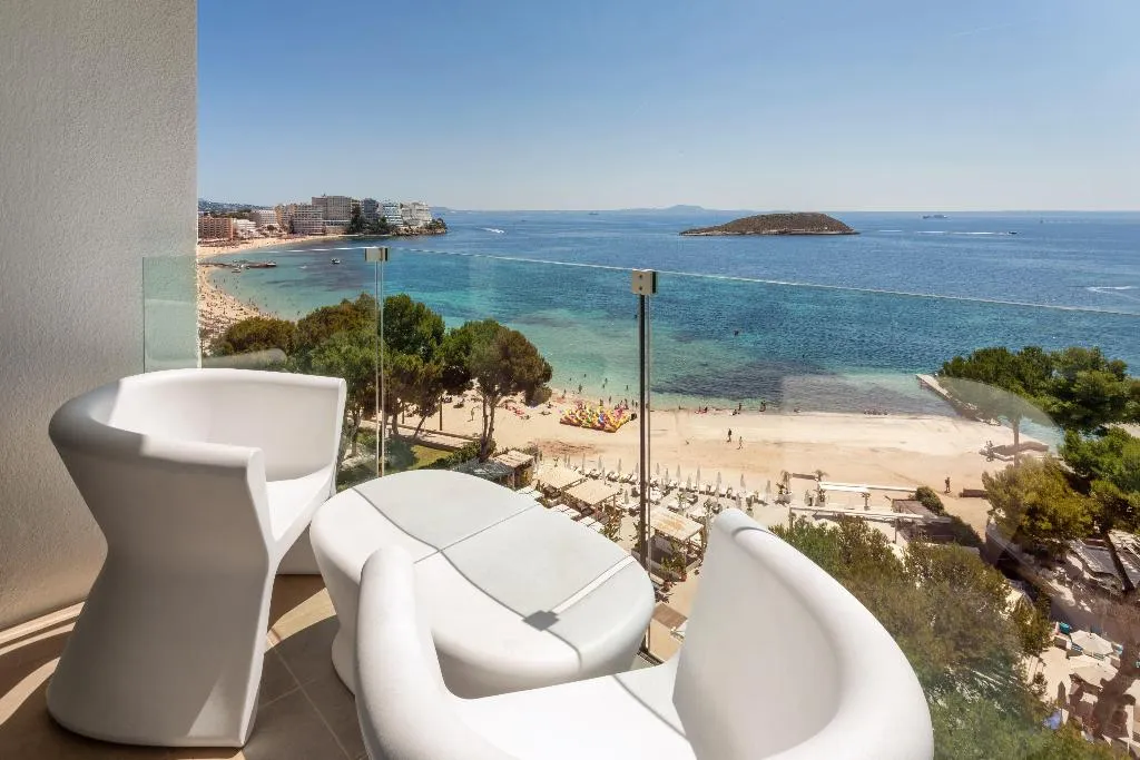 JUNIOR SUITE STANDARD Room, Melia South Beach, Majorca