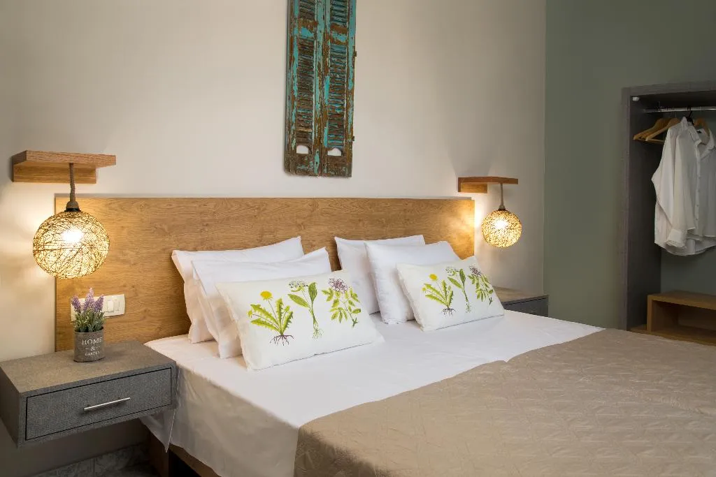 VILLA FOUR BEDROOMS WITH PRIVATE POOL Room, Bruma Residence, Zante