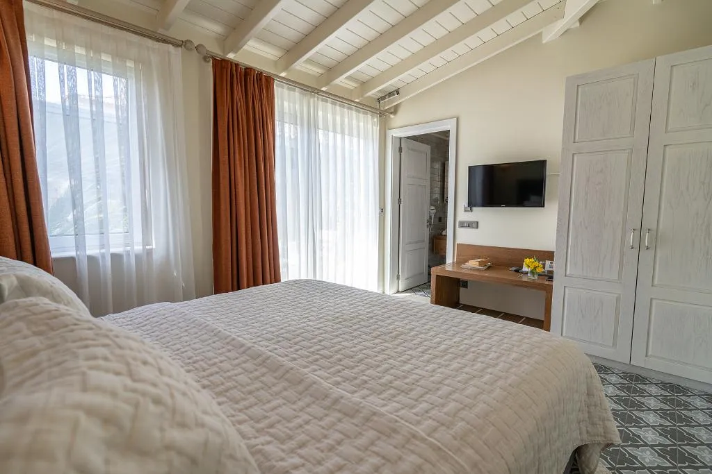 BUNGALOW GARDEN VIEW ONE BEDROOM Room, Casa Luna Hotel Alacati, Izmir