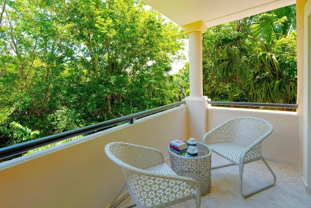 SUITE BEACH FRONT Room, Grand Palladium Select White Sand Resort & Spa AI, Cancun Area