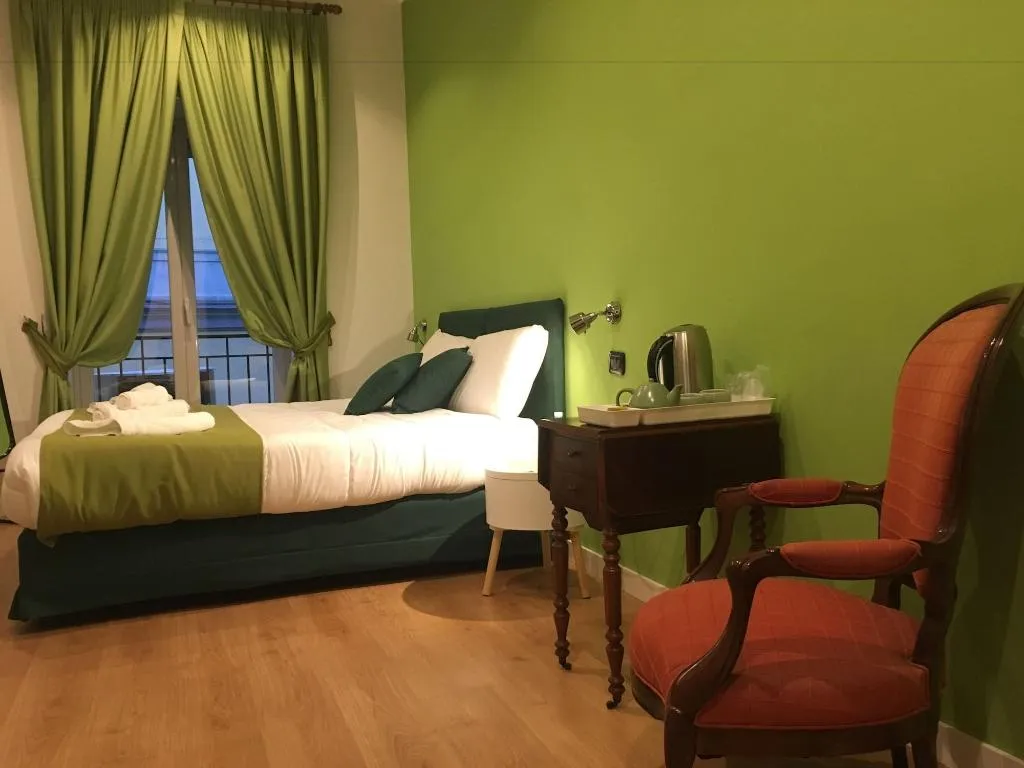 Room, B B Grande Archivio Napoli, Naples