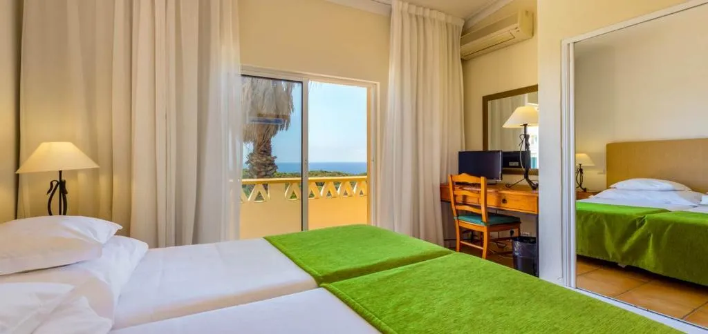 APARTMENT SUPERIOR TWO BEDROOMS Room, Pestana Palm Gardens Ocean & Golf Villas, Algarve