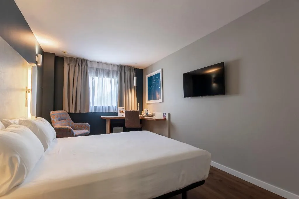 DOUBLE STANDARD Room, Travelodge Malaga Aeropuerto, Costa Del Sol