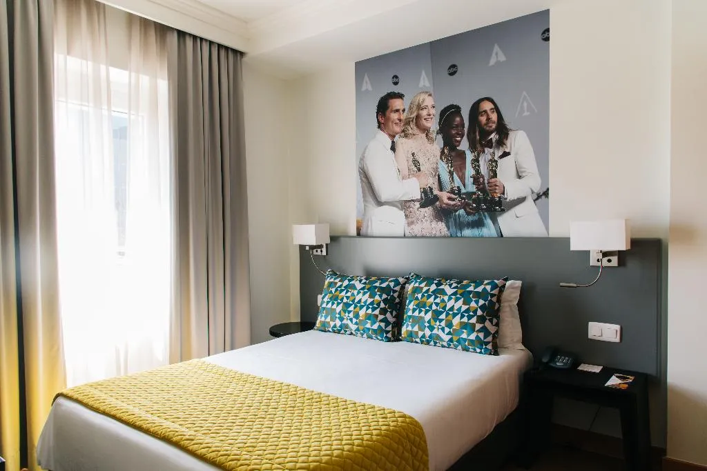 SINGLE STANDARD Room, America Diamonds, Lisbon