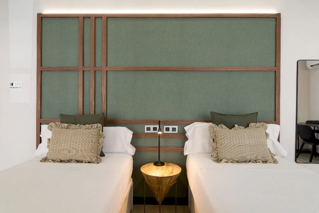 JUNIOR SUITE CAPACITY 1 Room, Roisa Hostal Boutique, Madrid